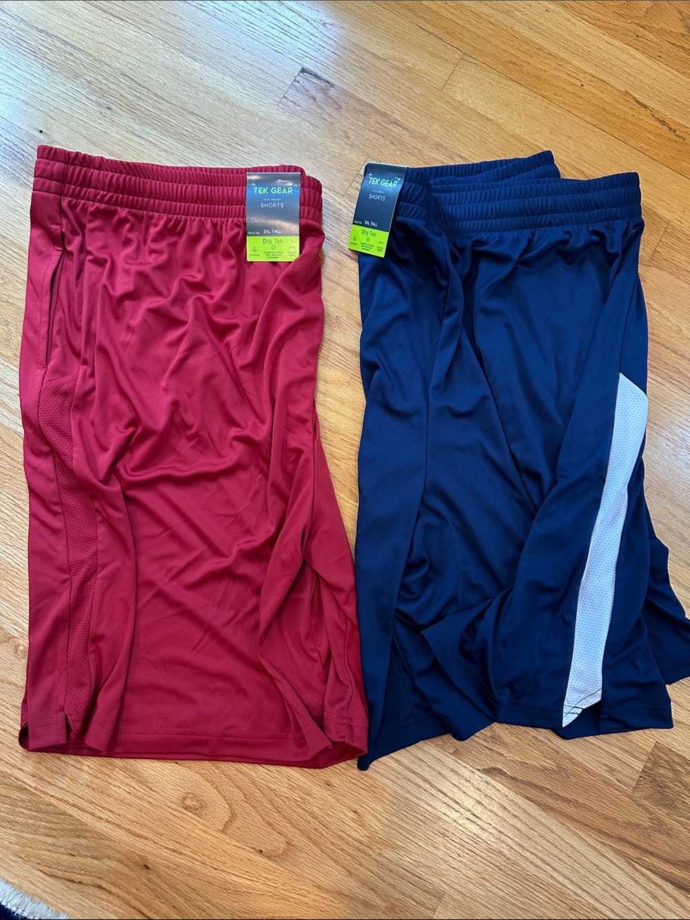 NWT Tek Gear 10” inseam Dry Tek Mens athletic shorts. 3Xl Tall